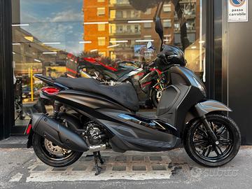 PIAGGIO - BEVERLY 300 Deep Black - 2023