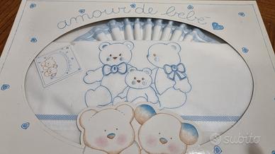 Completo lenzuolini nuovo,ricamato 3 pezzi