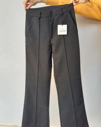 Pantalone elegante nero a zampa