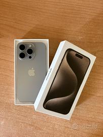 IPhone 15 Pro 256 GB + custodia Spigen MagSafe