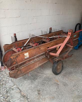 Attrezzatura agricola