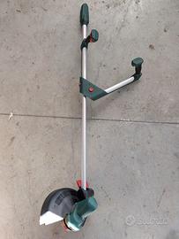 Tagliabordi tagliaerba Bosh a batteria UniversalGr