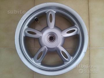 Cerchio Posteriore Yamaha Neo's 50 / MBK Ovetto