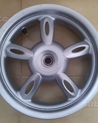 Cerchio Posteriore Yamaha Neo's 50 / MBK Ovetto