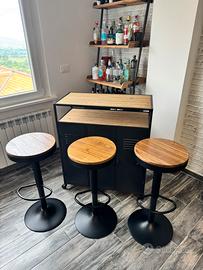 Bancone e sgabelli industrial