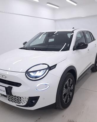 Fiat 600 MHEV La Prima DCT BR009352 1.2 Mild Hybri