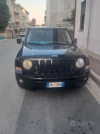 Automobile i  buono stata e su strada