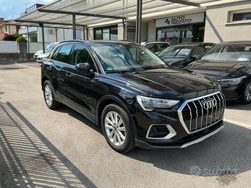 Audi Q3 35 TDI S tronic Business Advanced - Intern