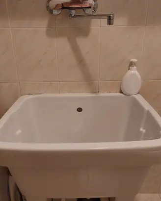 lavatoio in ceramica 