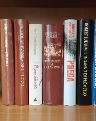 Set di libri (7) autori vari