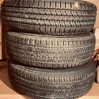 Gomme 205/70R15
