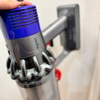 Aspirapolvere Dyson V10