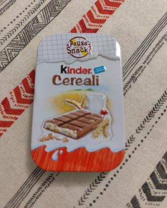 Scatola latta Kinder