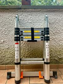 Scala telescopica pieghevole in alluminio