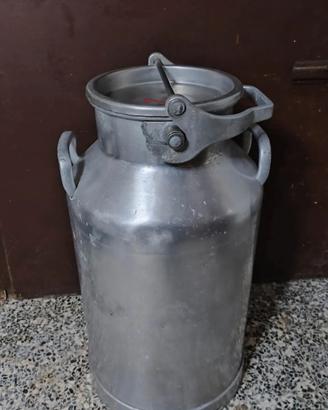Bidone da latte vintage  in alluminio