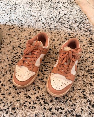 NIKE DUNK BASSE WHITE/ROSE WHISPER TG. 39