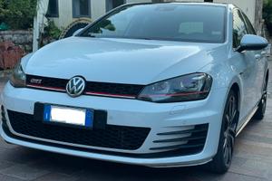 VW Golf GTI