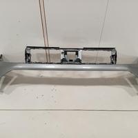 PARAURTI ANTERIORE CENTRALE DACIA Duster Serie 620