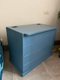 Baule fatto a mano in legno massello