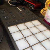 NATIVE INSTRUMENTS Maschine Mikro MK3