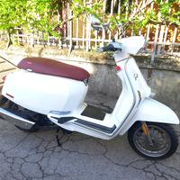 PROMO Lambretta V 125 Special BIANCA-F.FIN.50%