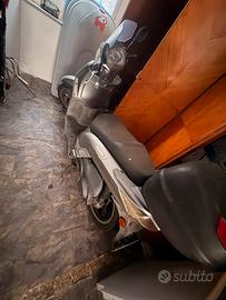 Scooter kymco people s 125