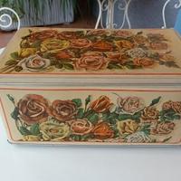 SCATOLA IN LATTA DECORATA STILE LIBERTY 1940 RARA