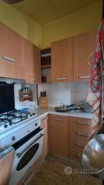 cucina completa di ottimi elettrodomestici