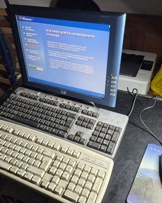 PC Windows XP SP3 Retro Gaming +Monitor +Stampante