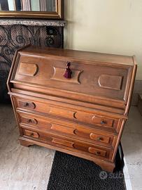 Scrittoio con ribalta