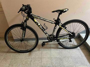 bicicletta MTB e Touring