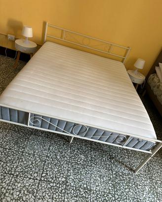Letto matrimoniale + materasso ikea Valevag