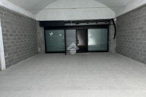 LABORATORIO A GARBAGNATE MILANESE