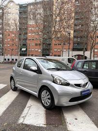 TOYOTA Aygo 1.0 12V VVT-i 3 porte Sol
