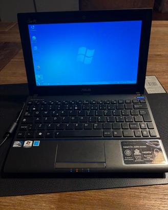 PC portatile ASUS Eee PC 1025C-GRY024S Flare Serie