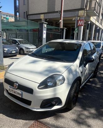 Abarth Grande Punto 1.4 T-Jet 155 cv