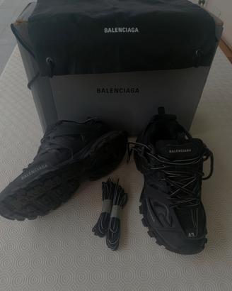 Balenciaga track 