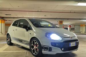Fiat punto evo abarth 2011