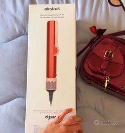 dyson airstrait