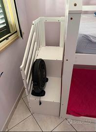 Cameretta bambini con scivolo