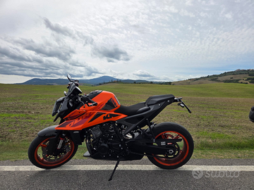 KTM Duke 990 2024