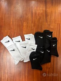 Calzini nike bianchi e neri