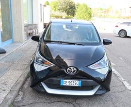 Toyota Aygo Connect 1.0 VVT-i 72 CV 5p x-fun Autom