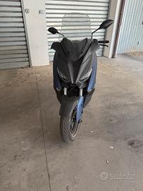 X max 125 abs 2019