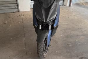 X max 125 abs 2019