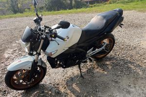 Suzuki GSR 600 - 2011