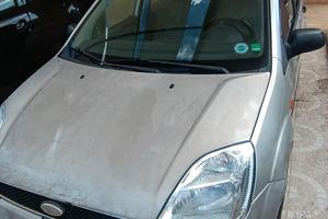 Discrete condizioni Ford Fiesta 2003Diesel JTD