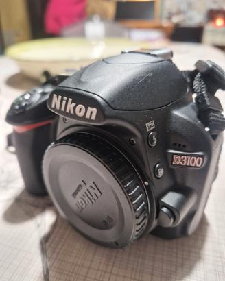 fotocamera Nikon D3100