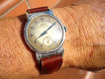 Orologio TISSOT con bellissime anse allungate 44mm