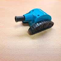 Piccolo carro armato giocattolo